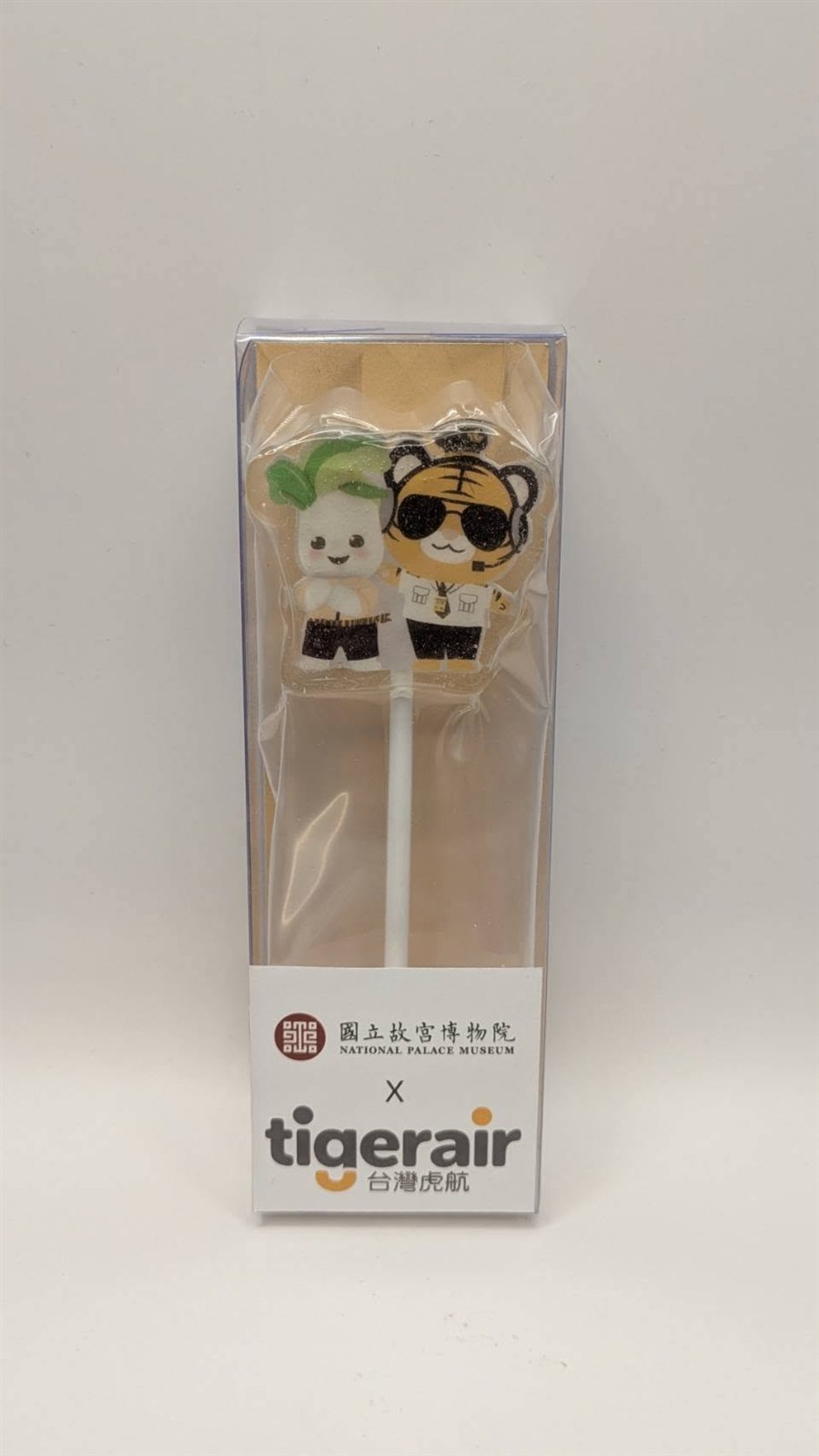 台灣虎航與故宮聯名棒棒糖盒裝